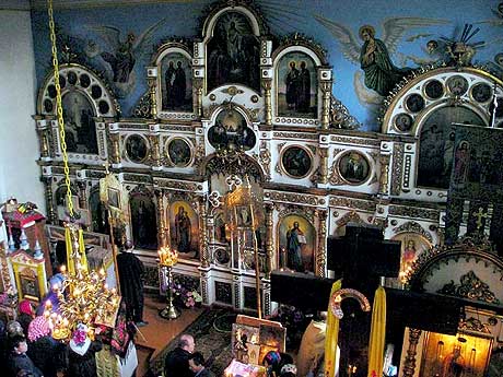 Иконостас Свято-Гурьевский храма села Петъялы Волжского района